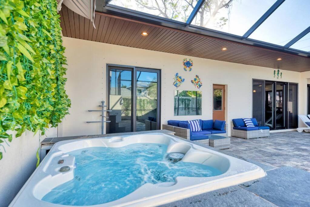 Courtyard Home With Pool, Spa & Sauna Close To Beach & City Center Sarasota Extérieur photo